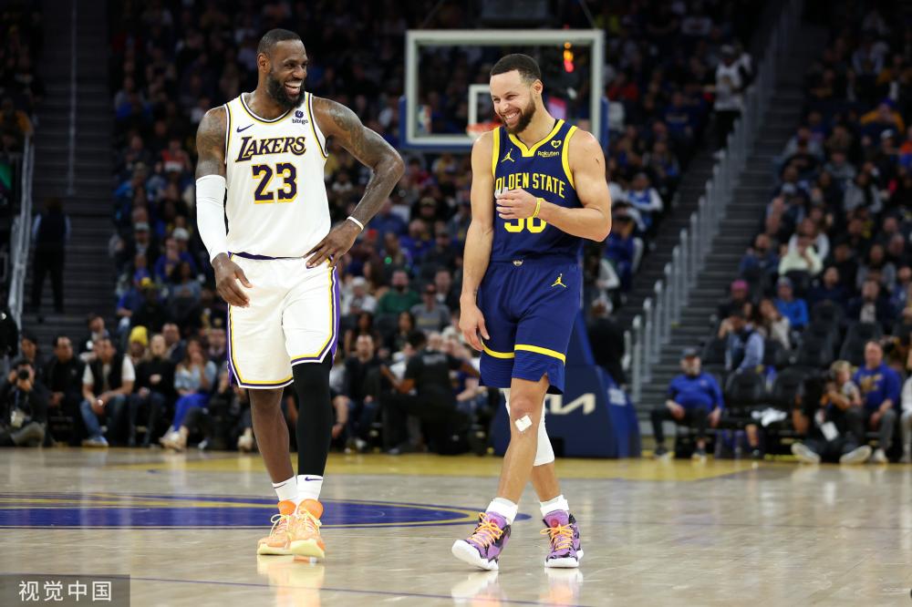 美国“猎鹰9”火箭碎片经由波兰上空大气层坠地.