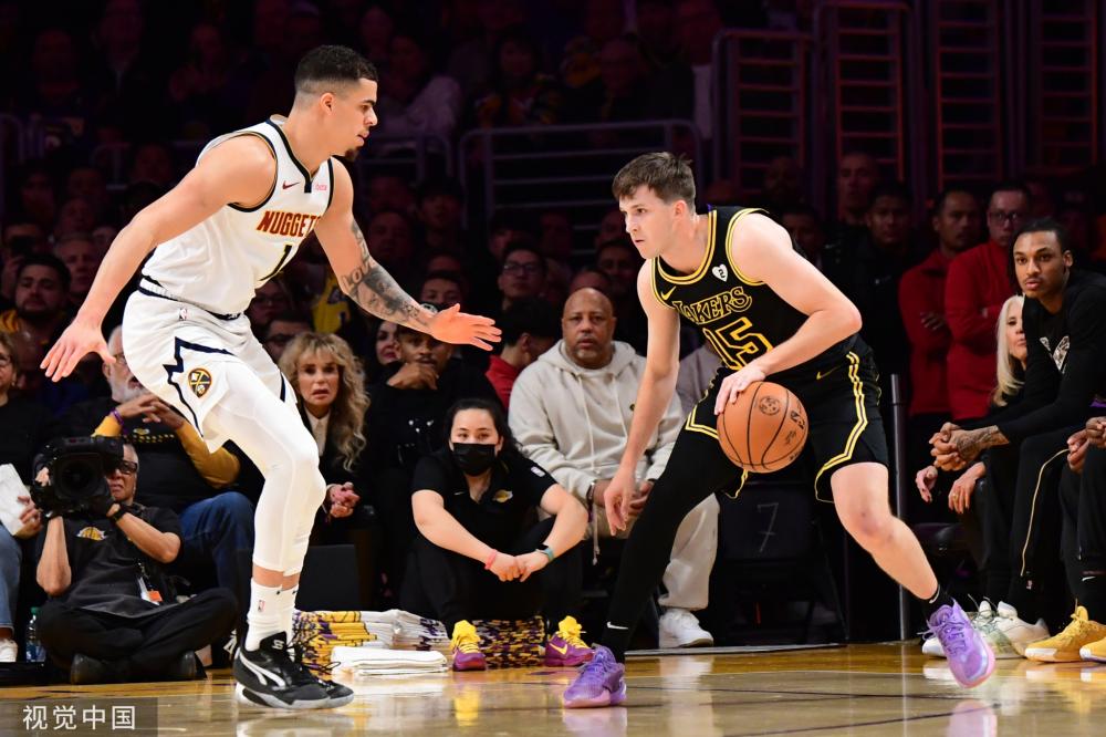 美国“猎鹰9”火箭碎片经由波兰上空大气层坠地.